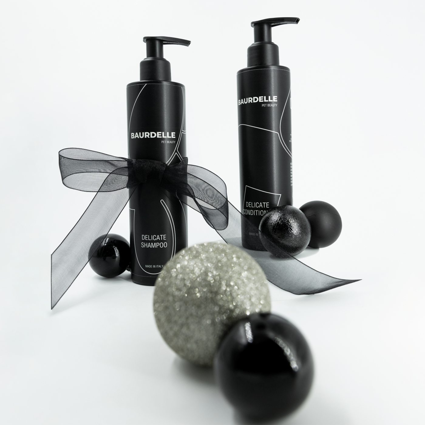 DELICATE COLLECTION SHAMPOO + CONDITIONER
