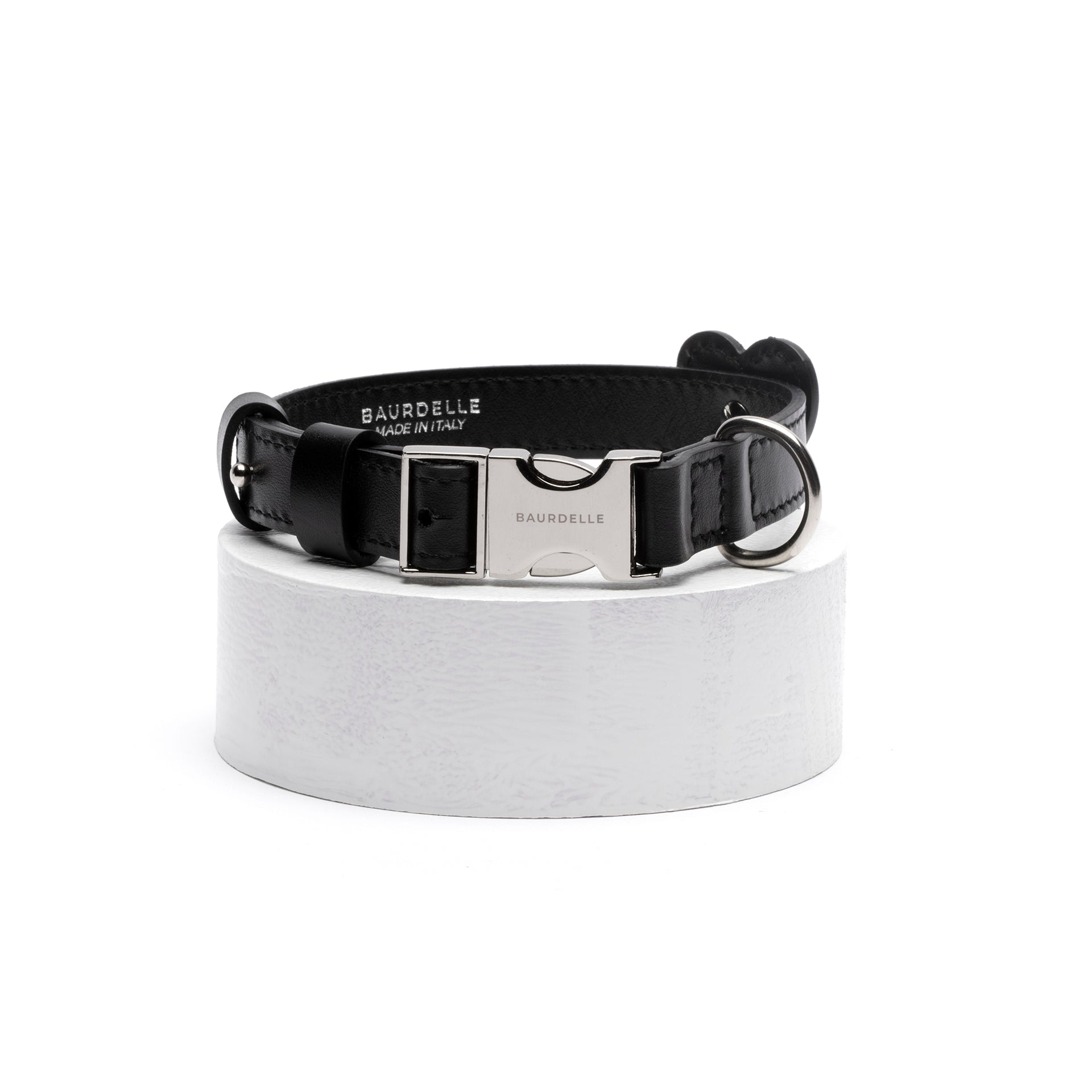 HEART COLLAR